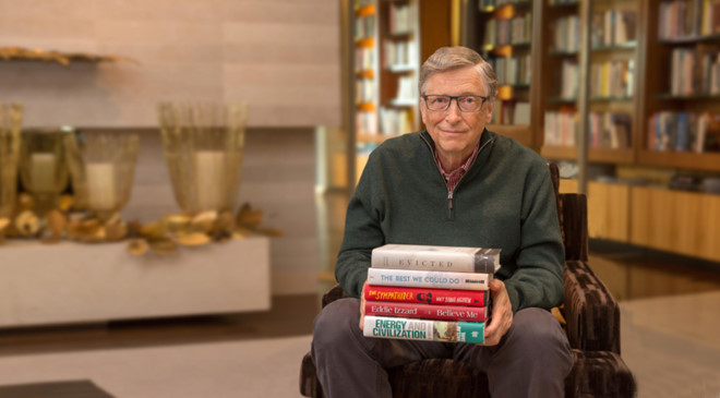 Bill Gates tiết lộ 5 cuốn sách yêu thích trong năm 2017