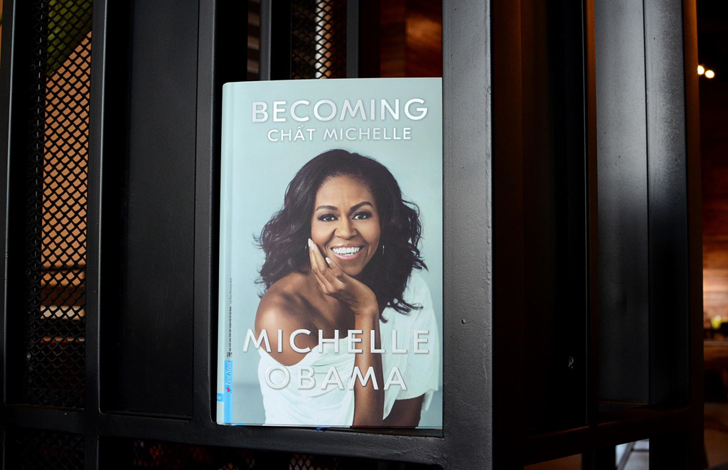 Michelle Obama: Tôi viết hồi ký không để ăn miếng trả miếng