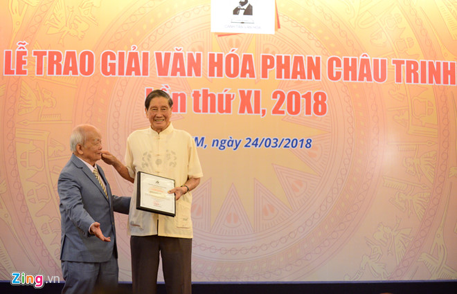 Giải thưởng Phan Châu Trinh vinh danh học giả Phạm Quỳnh